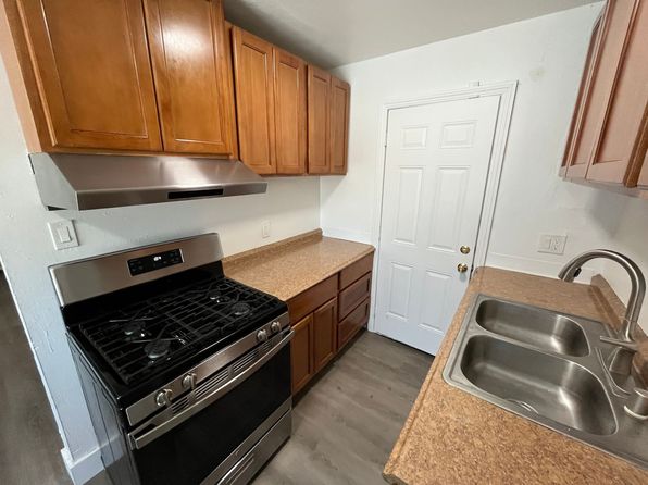 656 Douglas Ave APT 3