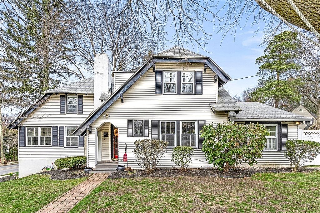 116 Forest St, Winchester, MA 01890 MLS 73219857 Zillow