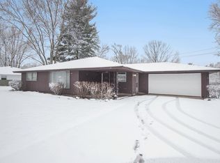 17477 Cleveland Rd, South Bend, IN 46635