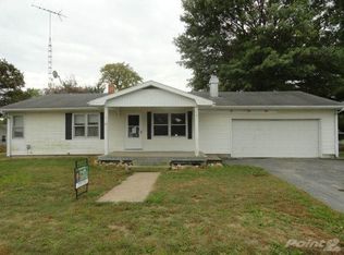 101 W Hickory St, Industry, IL 61440