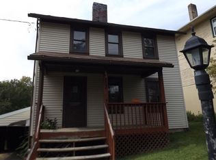 103 Bessemer St, Tarentum, PA 15084