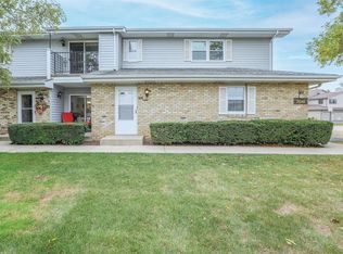 7041 Mariner Dr, Racine, WI 53406