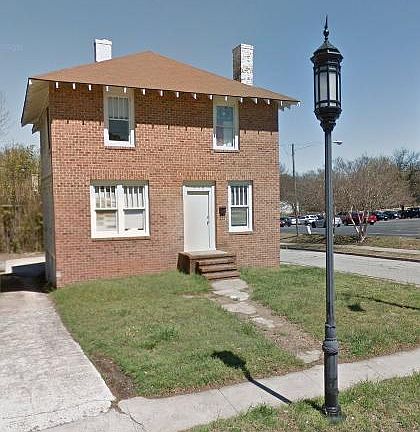 2nd image of 900 W Market St APT B