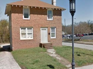 900 W Market St APT A, Greensboro, NC 27401