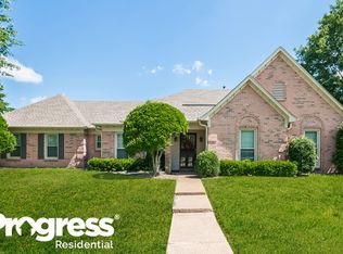 8714 Old River Dr, Cordova, TN 38018