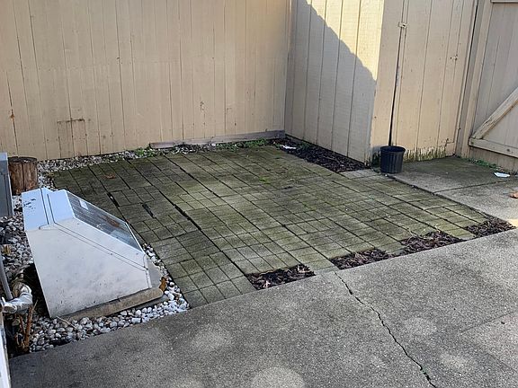5th image of 1508 Berkley Cir