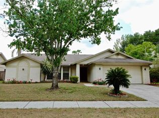 1730 Shady Leaf Dr, Valrico, FL 33596