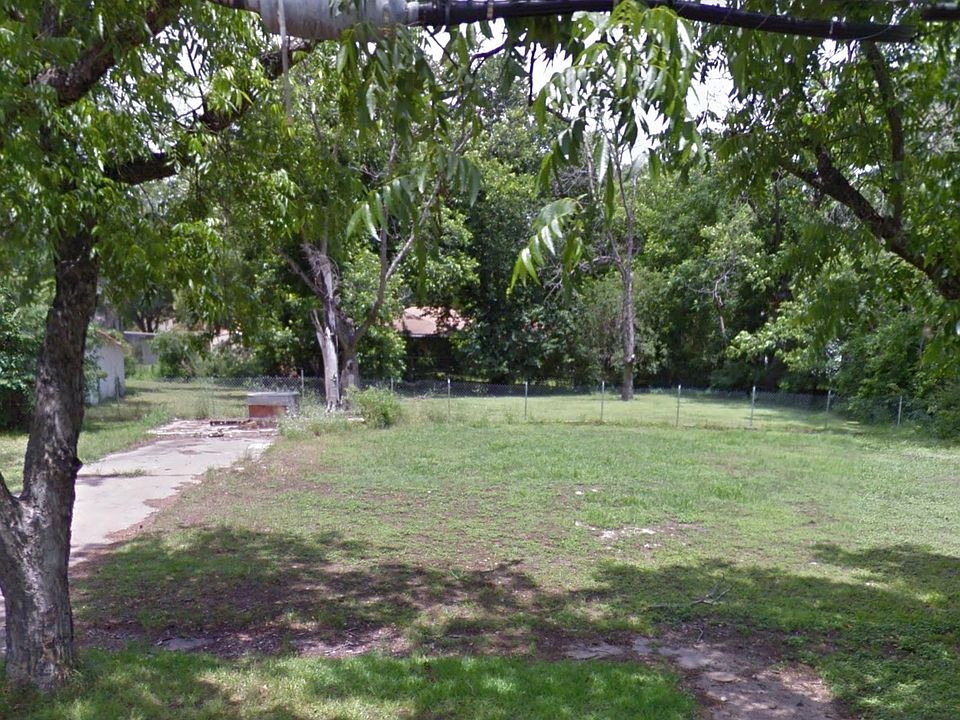 1st image of 1910 W 5th Ave
