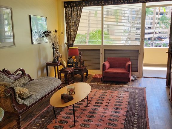 3rd image of 1720 Ala Moana Blvd APT 504A