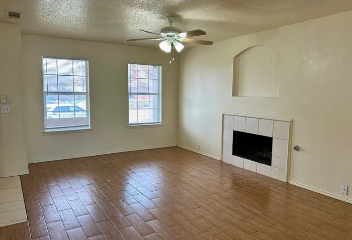 3109 Pinehurst Ct — Photo 12