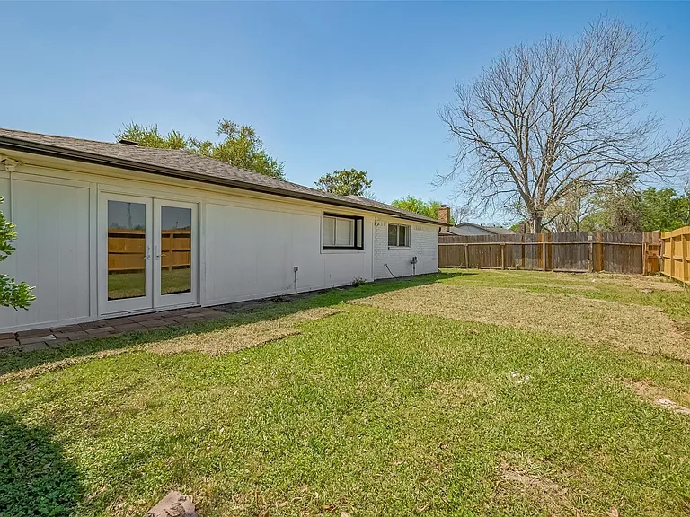 6219 Canada Dr — Photo 40
