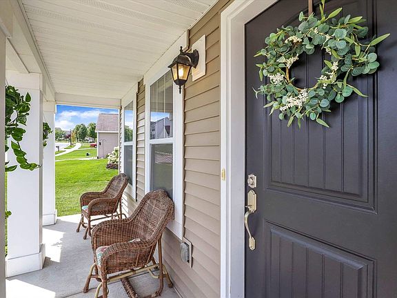 4th image of 1439 Slater Dr