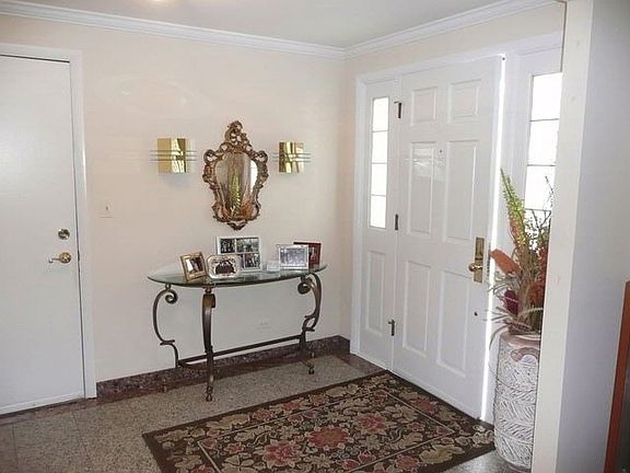 2nd image of 409 Hazelwood Ln