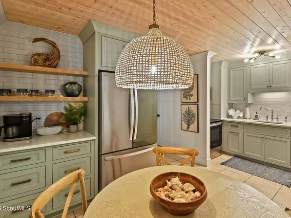 1500 Demere Rd APT A8, Saint Simons Island, GA 31522