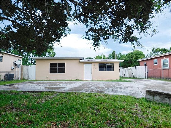 2nd image of 3701 SW 58th Avenue