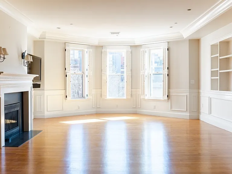 15 Marlborough St #4 — Photo 4