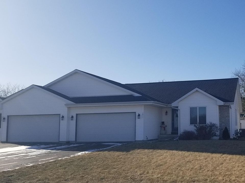 2nd image of 2809-2811 Autumn Ln