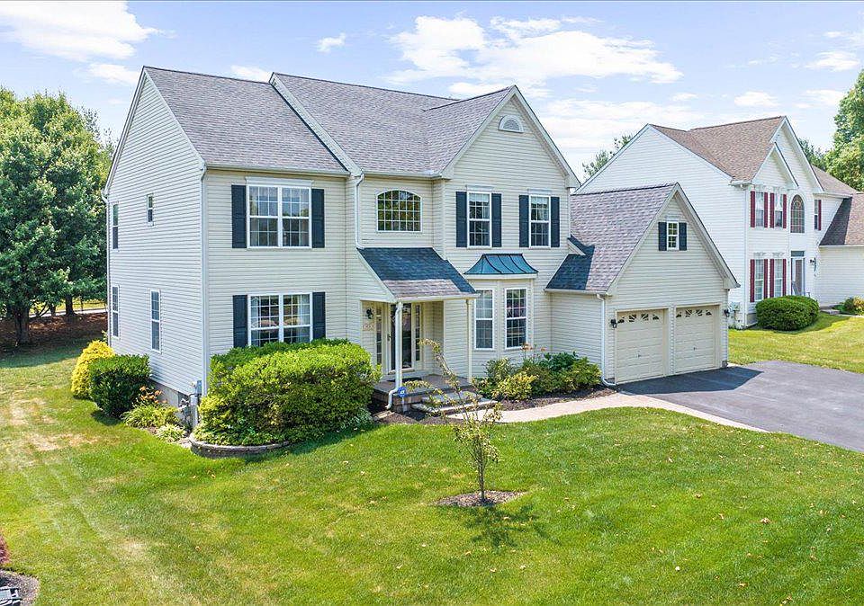 93 Overlook Cir, Valley, PA 19060 Zillow