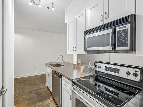 5th image of 1803 Broadway APT 318