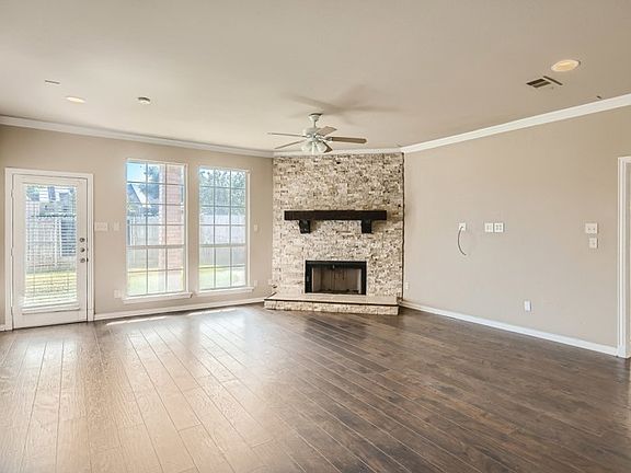2nd image of 4100 Bridlewood Ct