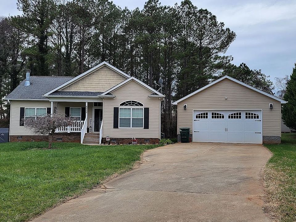 1st image of 1484 Berkshire Dr