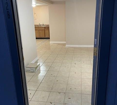 4th image of 112 N Patrick St #B