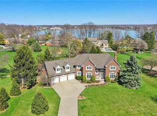 206 Cheshire Cir, Noblesville, IN 46062