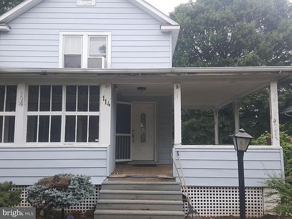 2nd image of 114 1st Ave SW
