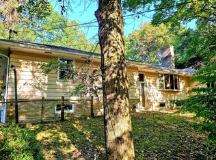 5 Deer Run Rd, Poughkeepsie, NY 12603