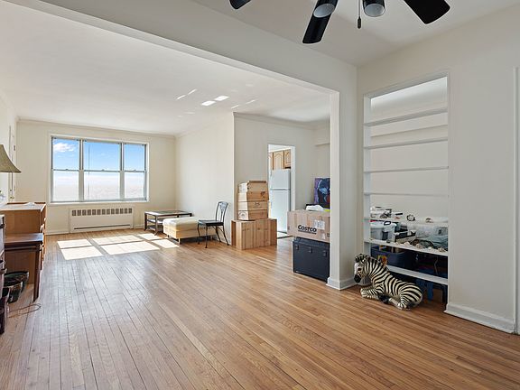 5th image of 12116 Ocean Promenade APT 3G