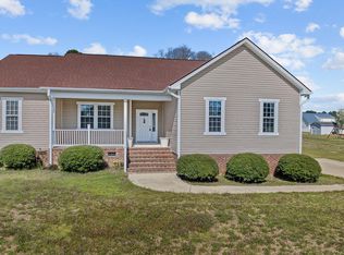 145 Courtney Ln, Dunn, NC 28334