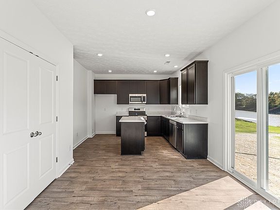 4th image of 1216 Wind Rock Ct