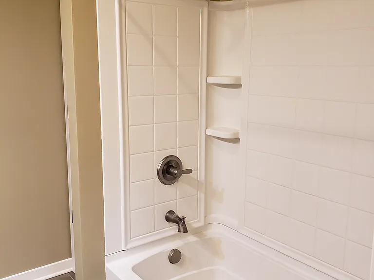 510 E 9th St #203 — Photo 14