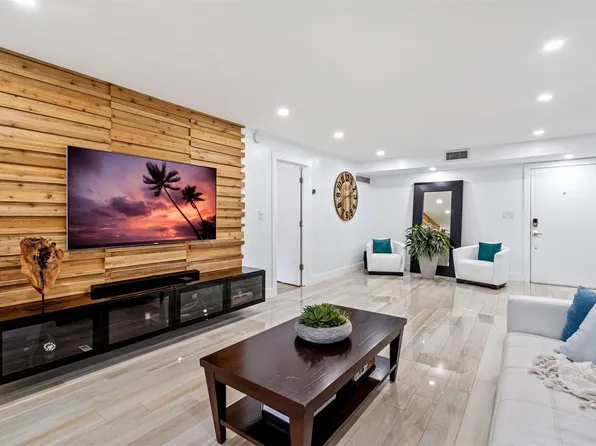 2820 Riverside Drive #104-2, Coral Springs, FL 33065