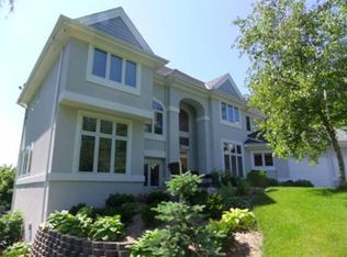 4614 Chantrey Ct, Minnetonka, MN 55345