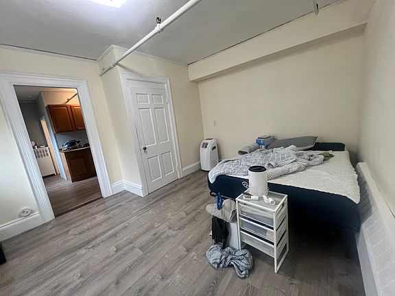 3rd image of 149 Strathmore Rd #6