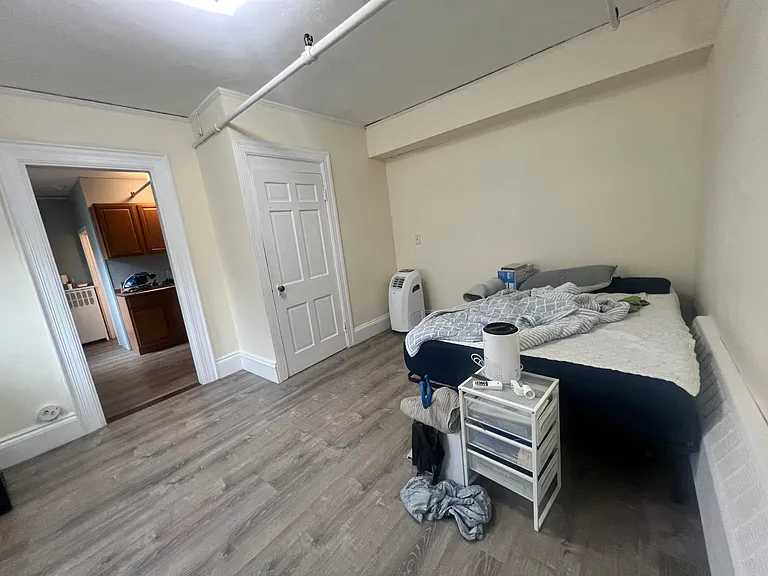 149 Strathmore Rd #6 — Photo 37