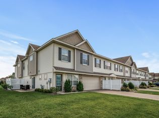 4783 Martingale Dr, Woodbury, MN 55129