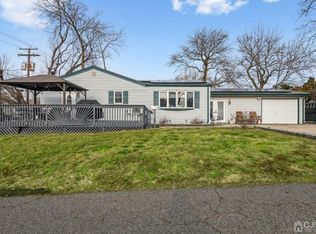 378 Laurence Pkwy, South Amboy, NJ 08879