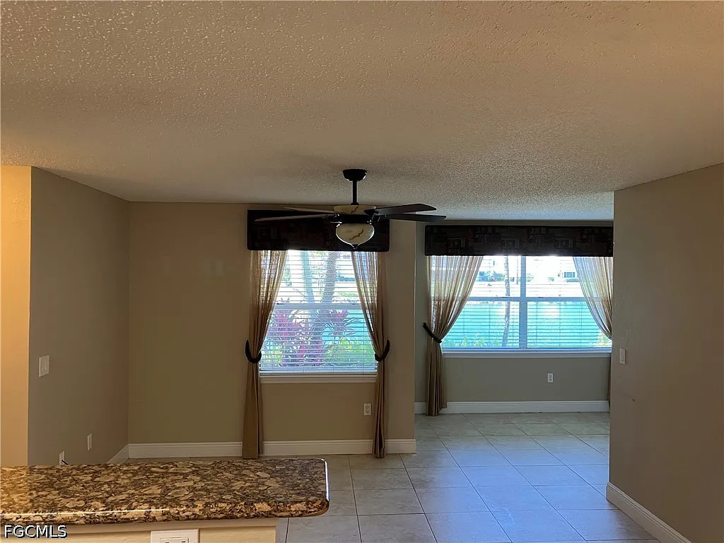 Building Photo - 12540 Equestrian Cir #509