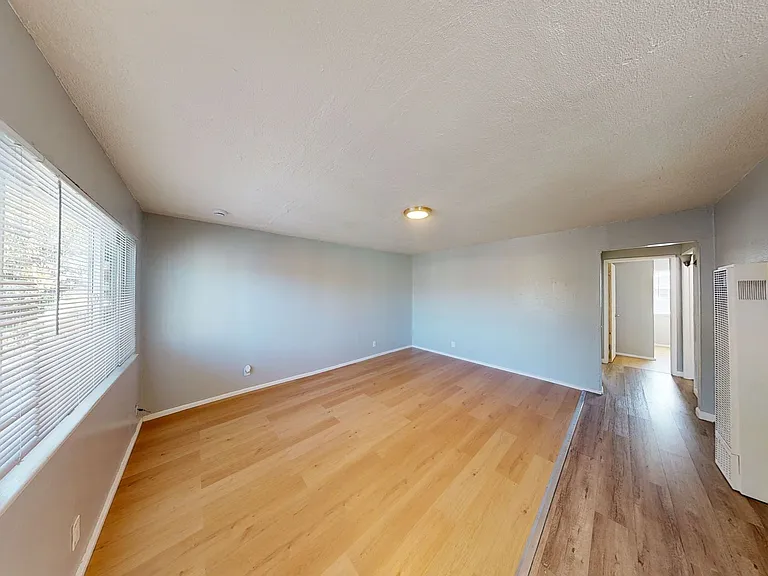 955 75th Ave — Photo 32