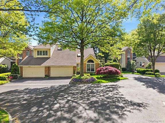 2nd image of 31 Willow Ridge Drive