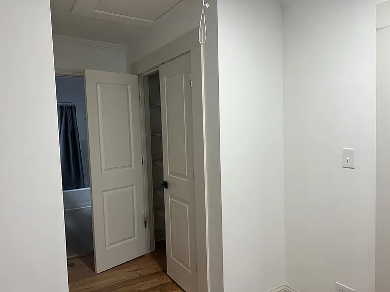 914 Linwood Rd — Photo 15