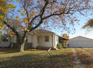 5950 N Mackinaw Rd, Pinconning, MI 48650