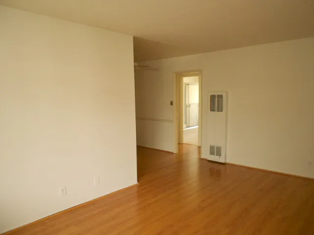 1457 S Westgate Ave #D — Photo 10