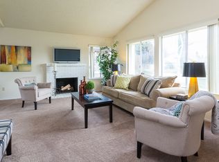 8981 Park Meadows Dr, Elk Grove, CA 95624