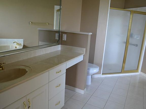5th image of 2031 Droylsden Ln