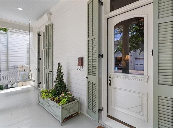 5th image of 1214 Arabella St