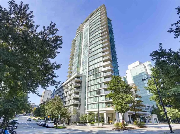 1616 Bayshore Dr #1904, Vancouver, BC V6G 3L1