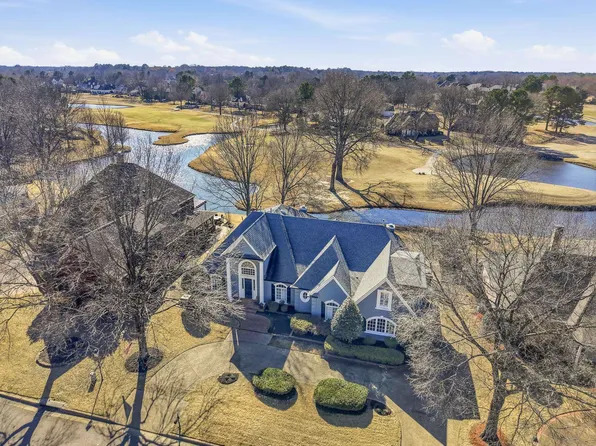 2283 Shrewsbury Run E, Collierville, TN 38017
